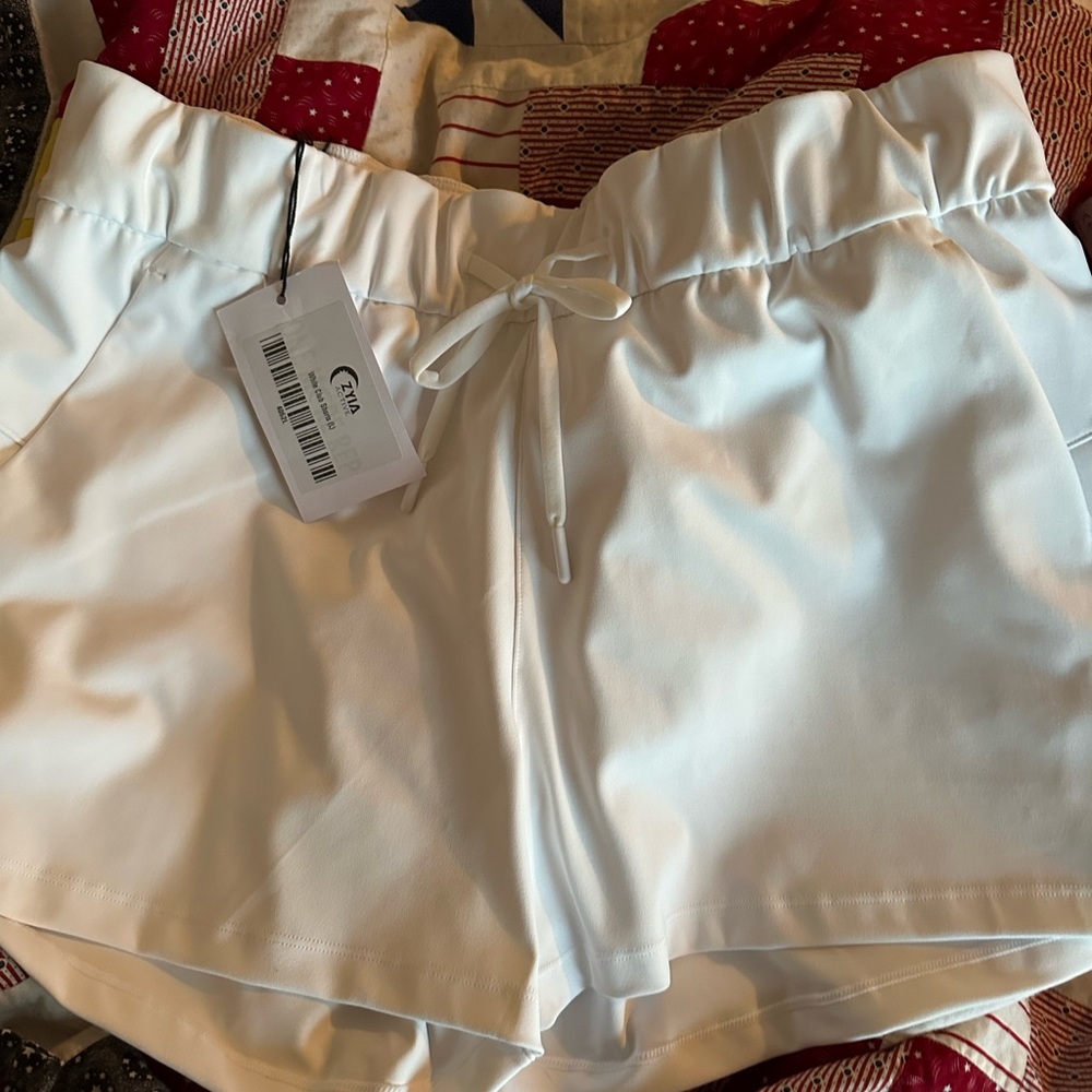 ZYIA Club shorts NWT